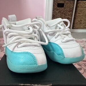 Retro 12s size 4C in aqua and white